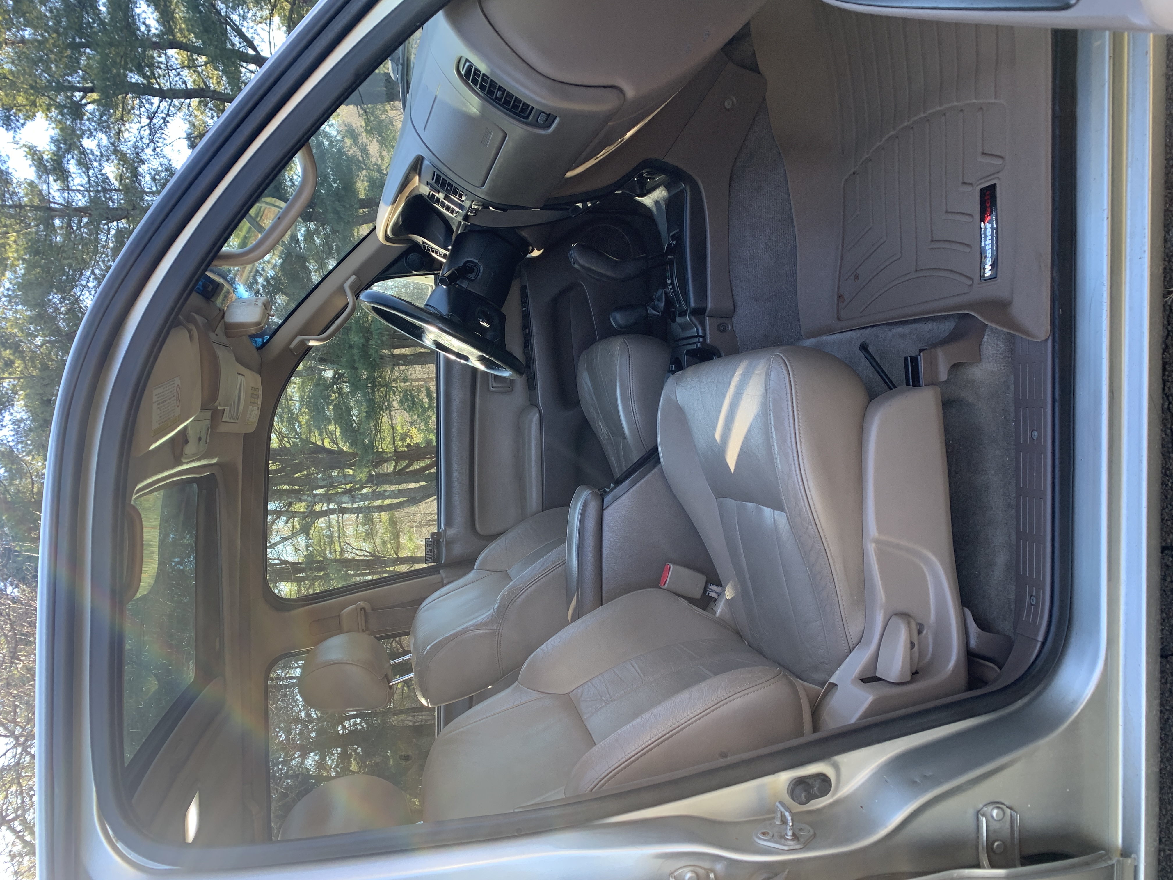 2002 Toyota 4Runner SR5 THIRD GENERATION - 3rd Gen 3.4L V6 4×4 - BEAUTIFUL - RUNS GREAT - HIGH MECHANICAL BASELINE - New Timing Belt, New Waterpump, New Head Gaskets, New Radiator, New Alternator, New Brakes, New Valve Cover Gaskets, New Wildpeak Tires, New Shocks, New Muffler / Exhaust, New HID Headlights, Frame is Clean and solid, Cleaned and Undercoated - MORE — photo 39